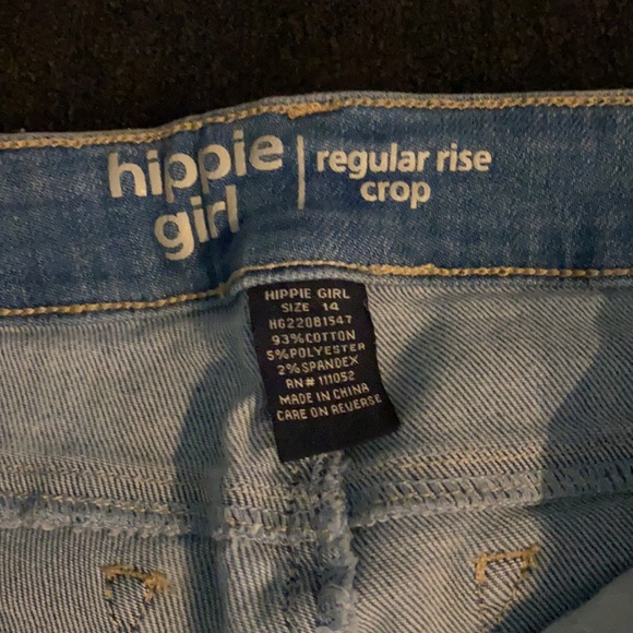 NWT Hippy Girl distressed crop jeans - Picture 4 of 4